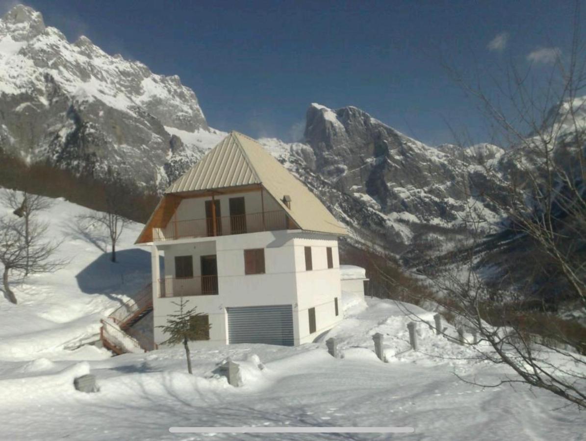Alpbes Theth Guesthouse ชโคเดอร์ ภายนอก รูปภาพ